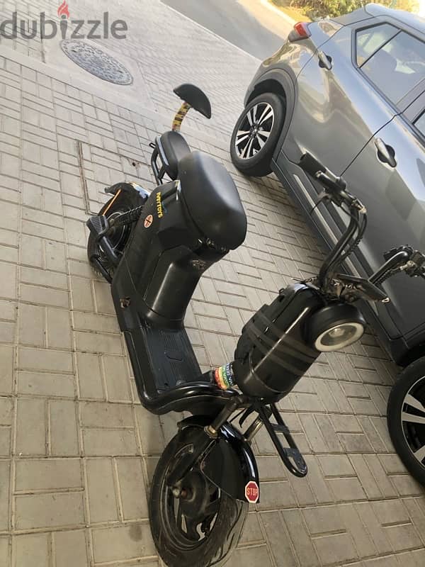 Electric scooter moped 3