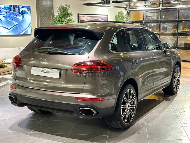 Porsche Cayenne 2016 model FOR SALE 6