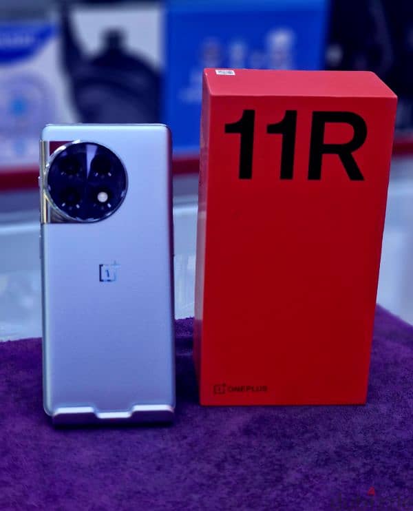 one plus 11R 5g 8+8gb 128gb full box new 0