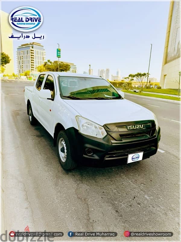 Isuzu D-Max 2020 Pickup & TOYOTA HIACE-HIGHROOF 13 Passenger 2019 12