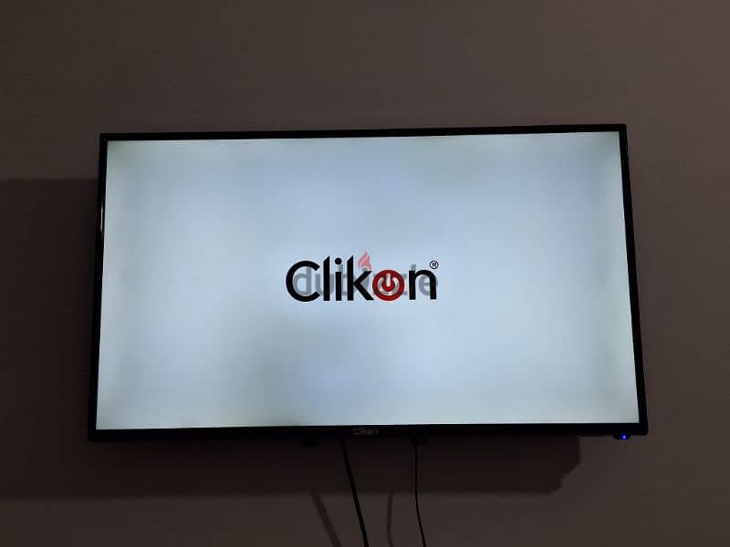 Clickon SMART LED TV 44 inches perfect working 0