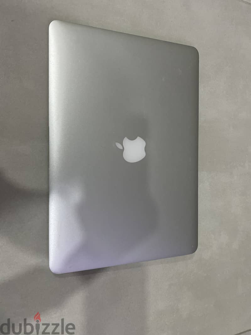 MacBook Air (13-inch, 2017) 2