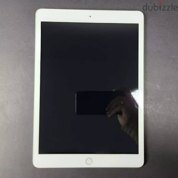 iPad 8 32gb Excellent Condition 2