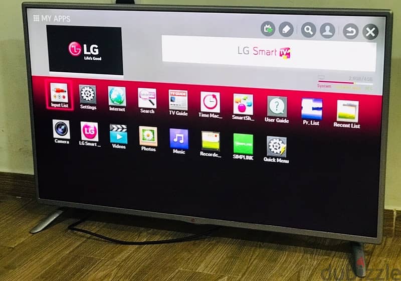 42” inch LG smart tv full HD 1