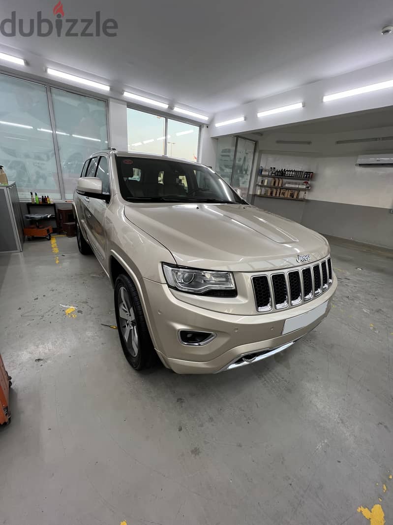 Jeep Grand Cherokee Overland in Excellent Condition, Agency Maintained 0