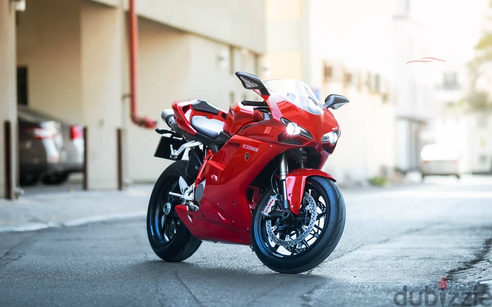 DUCATI PANIGALE 2008 RED - EXCELLENT CONDITION 0