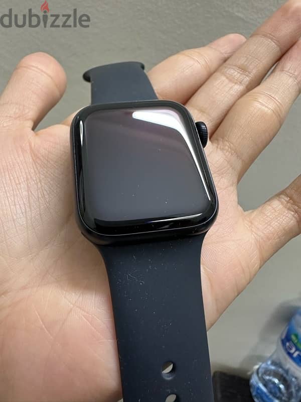 Apple watch SE 40mm (black) 0