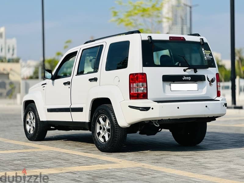 Jeep Liberty 2012 Model/For sale 4