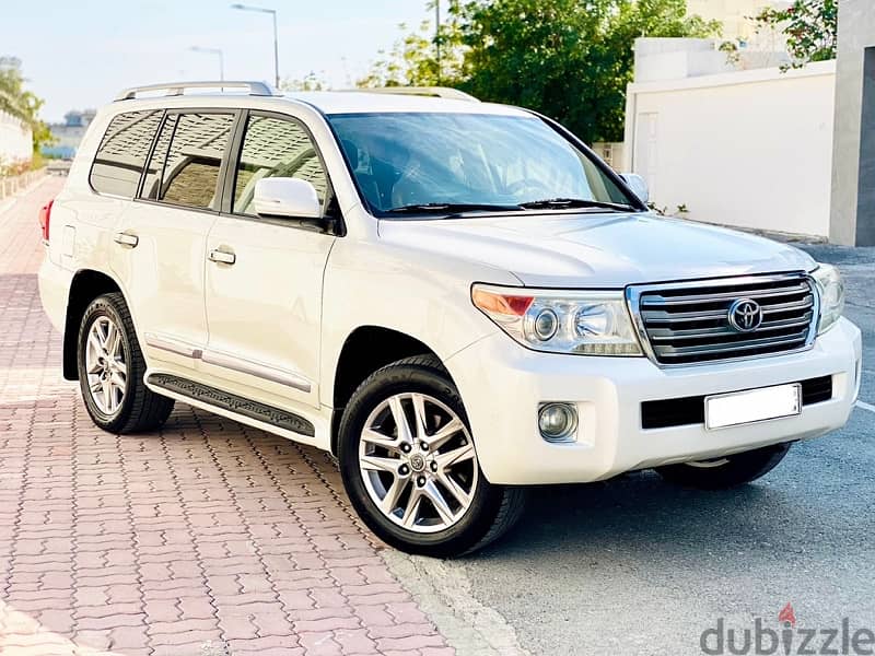 Toyota Land Cruiser GX  2013 Model/For sale 5