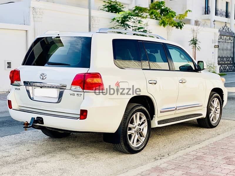 Toyota Land Cruiser GX  2013 Model/For sale 7