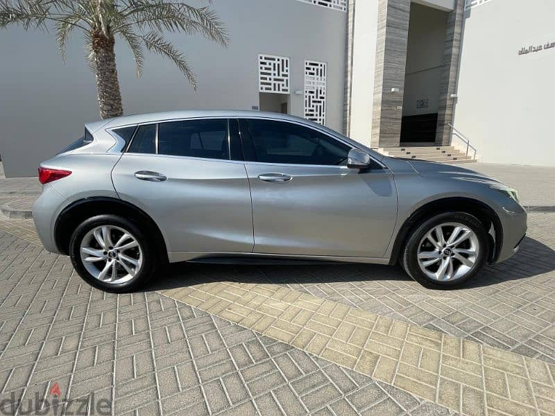 2017 model Infiniti Q30  (Immaculate condition) 2