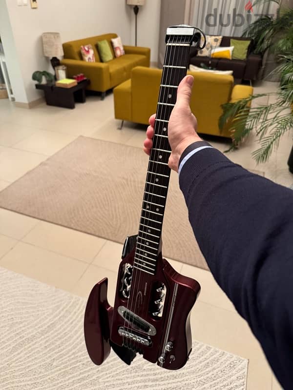 Electric travel guitar 3