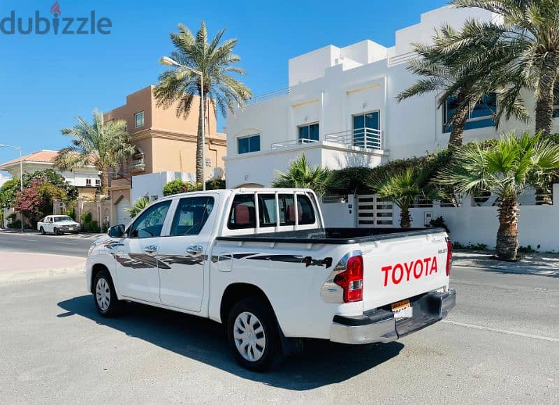 Toyota Hilux 2018 10