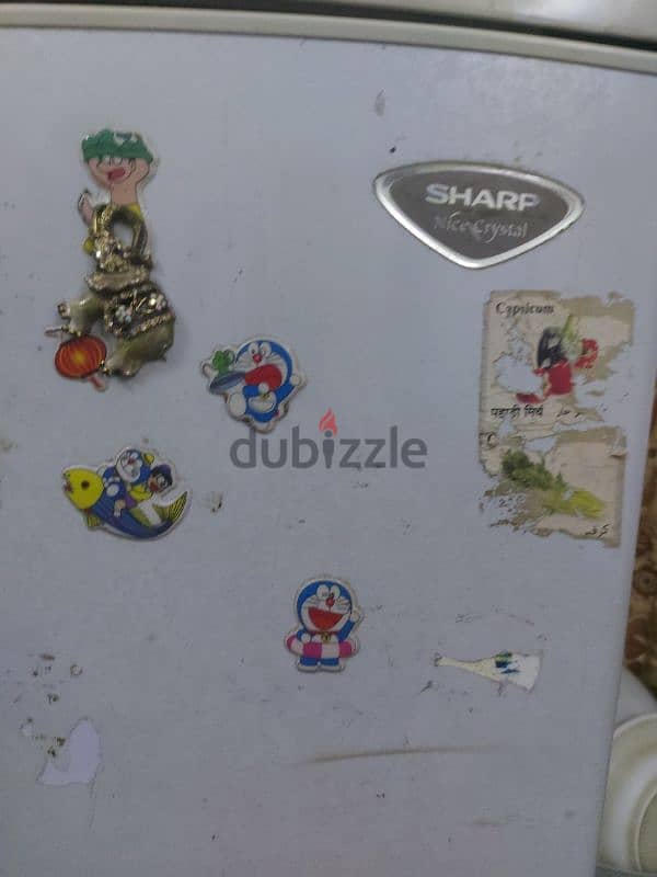 sharp fridge good working  32050842 0