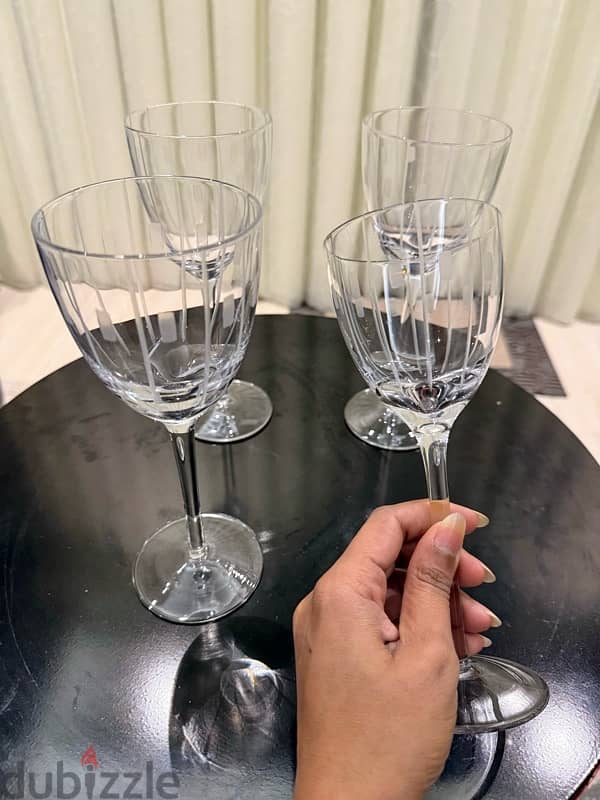 set of 4 glasses (can be used for dessert also) 0