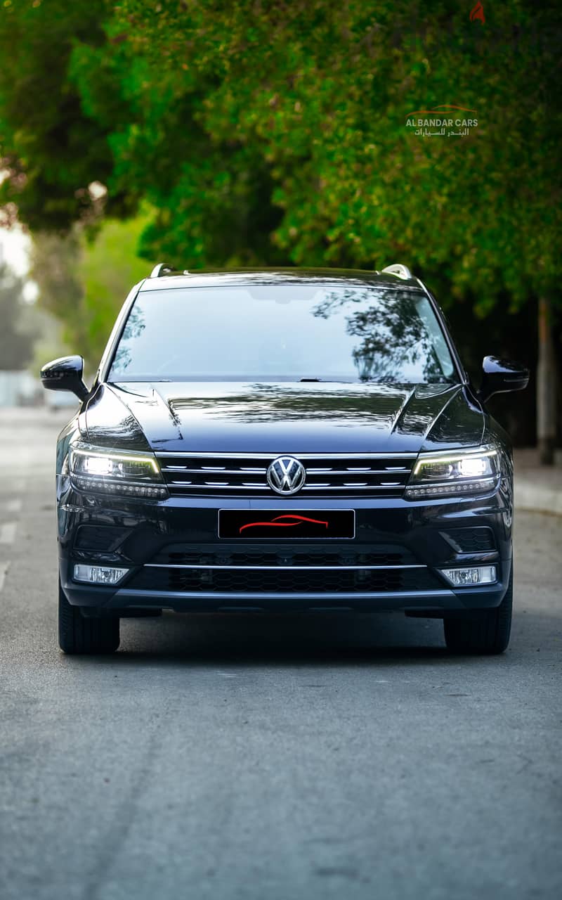 Volkswagen Tiguan 2017 EXCELLENT CONDITION BLACK 1