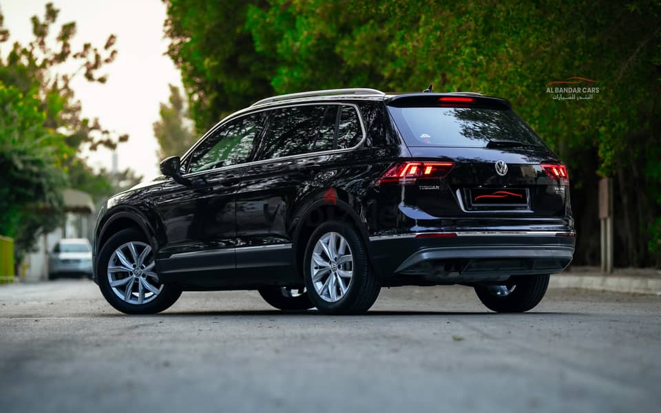 Volkswagen Tiguan 2017 EXCELLENT CONDITION BLACK 7