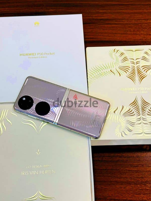 Huawei p50 pocket flip premium edition gold 12 gb ram 512 gb memory 0