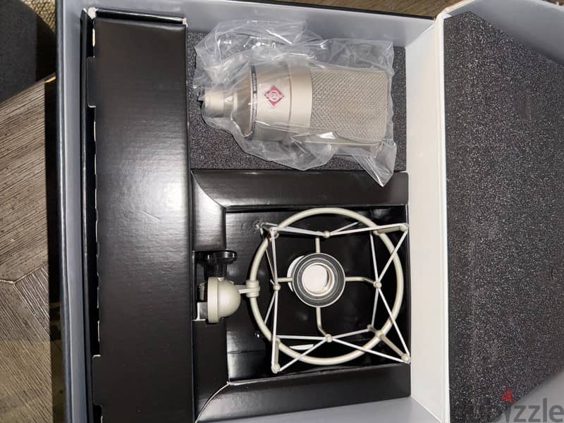 Neumann TLM 103 (Extremely Mint) 1