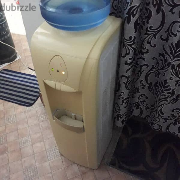 Hot and cold water dispenser 9bd 0