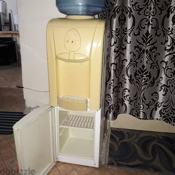 Hot and cold water dispenser 9bd 1