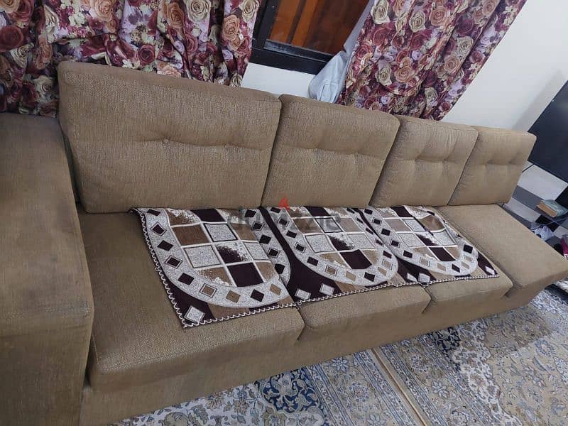 7 seater sofa 0