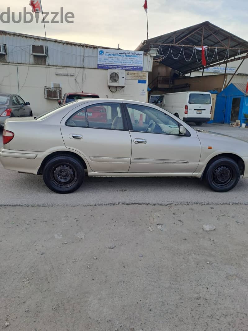 Nissan Sunny 2002 1