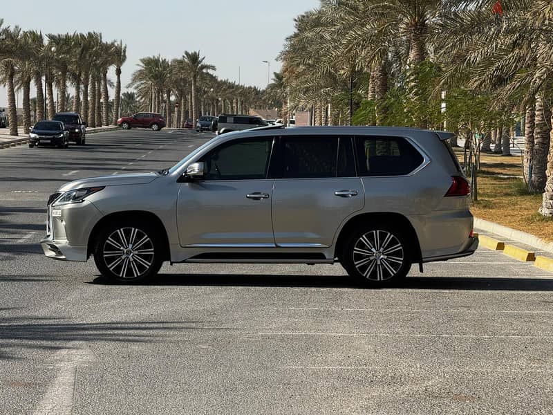 Lexus LX-Series 2018 5