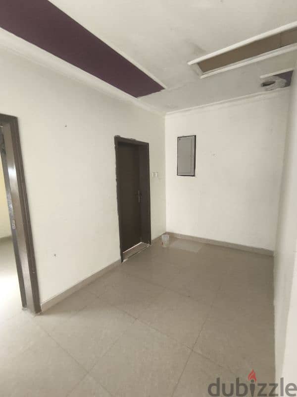 for rent a ground floor apartment hamad town roundabout4 7