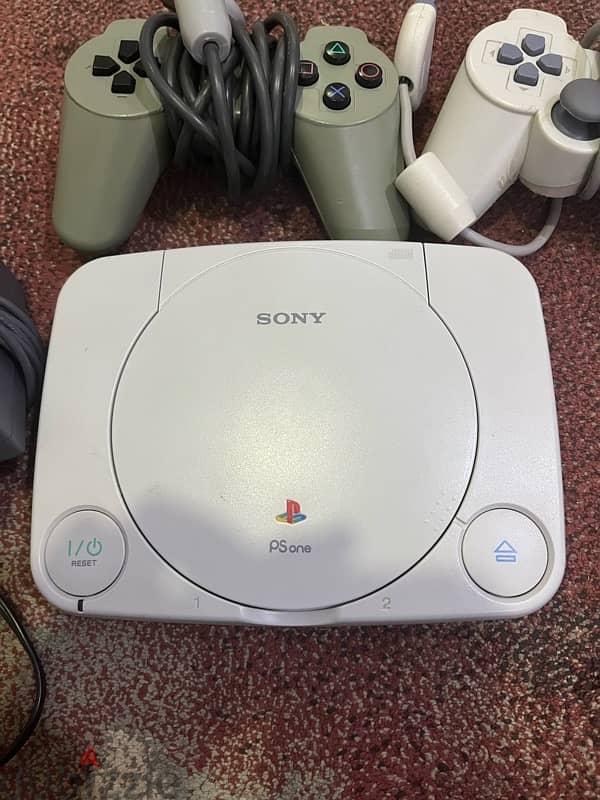 PlayStation 1 vintage 1