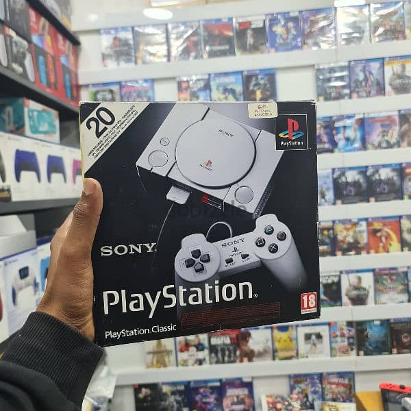 PlayStation used available Good price 4