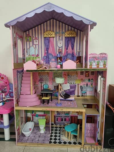 doll house