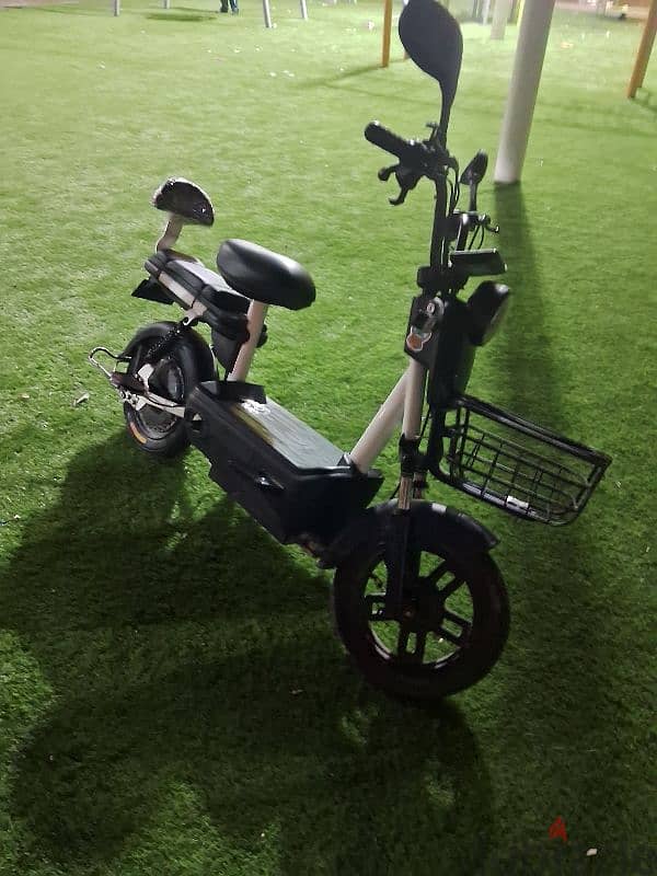 سكوتر  كهربائي     scooter  battrey  little used 0