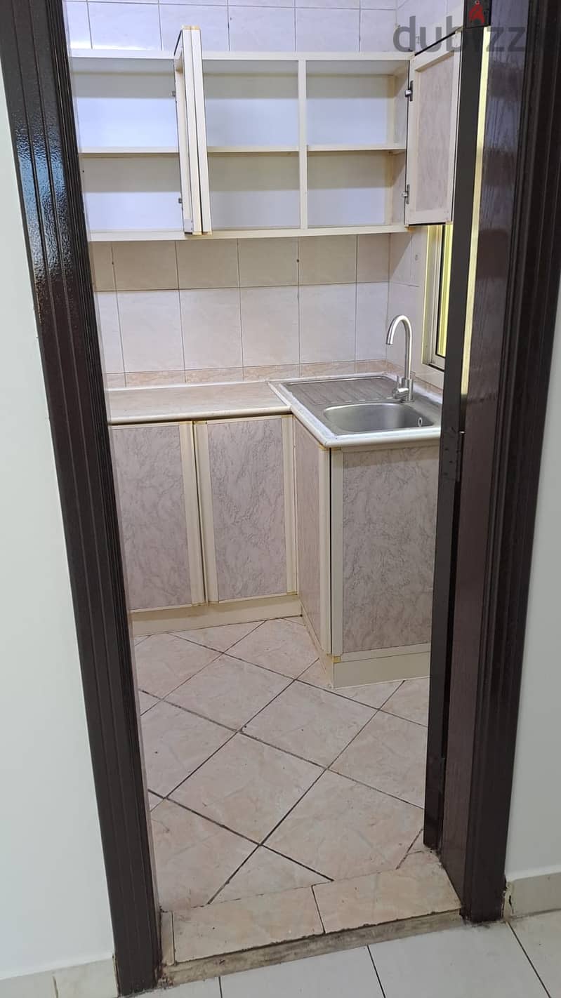 For rent 1bhk in riffa behind montrial showroom 100bd 1