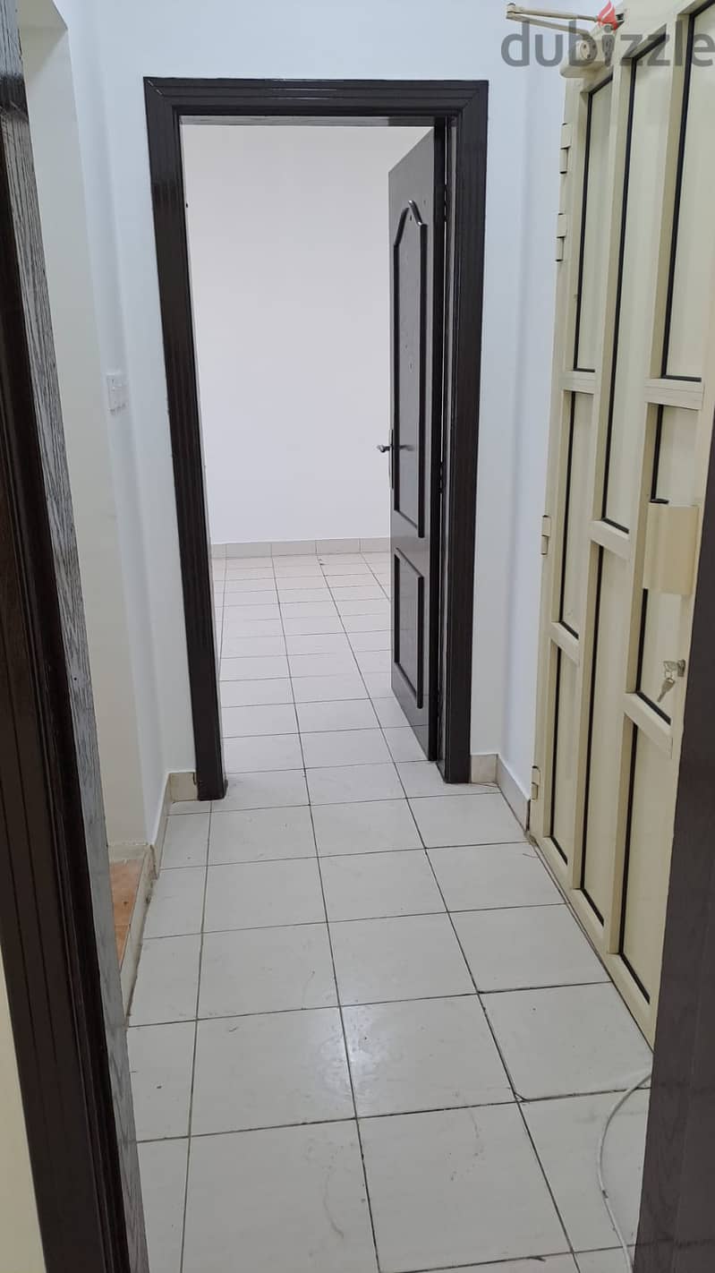 For rent 1bhk in riffa behind montrial showroom 100bd 2