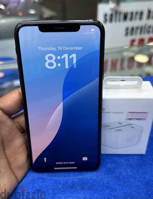 iPhone 11 Pro Max 512 GB like new mobile clean battery health 86% 1