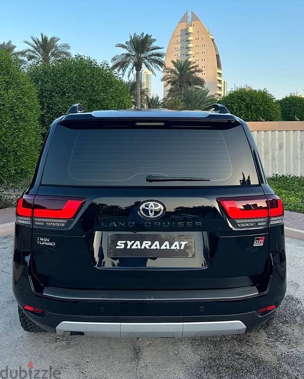 Toyota Land Cruiser  GR sport 2022 3