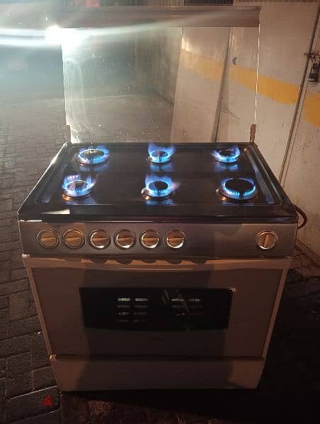 oven for sale good condition 40 lbs gas selandar 1