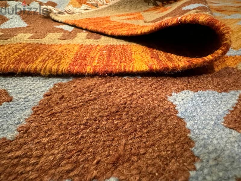 Handwoven Kilim Rug – High-Quality, Double-Sided, Piece of Art 4