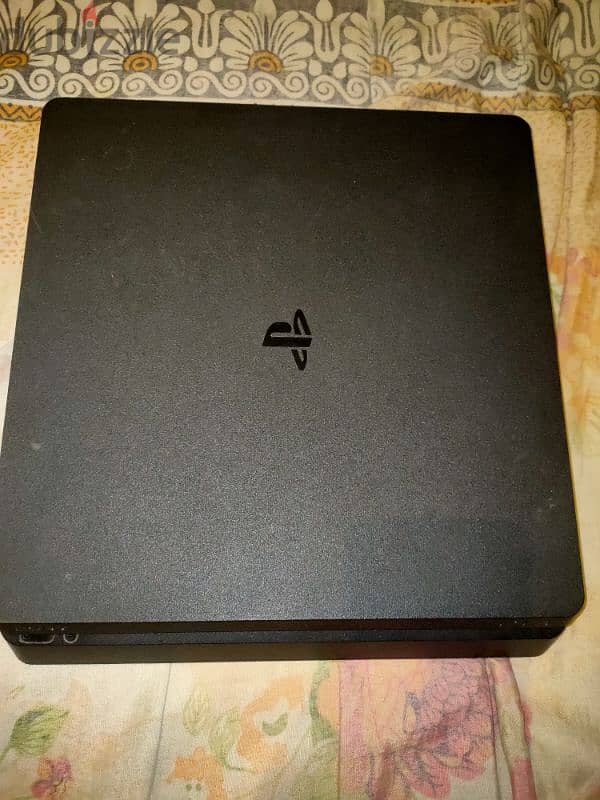 PS4 slim 1tb 0