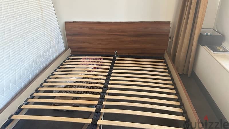 duble bed without mattress 1