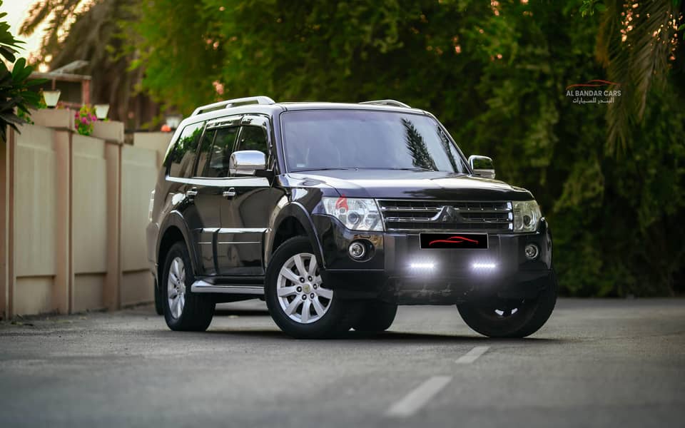 Mitsubishi Pajero 2011 EXCELLENT CONDITION BLACK 2