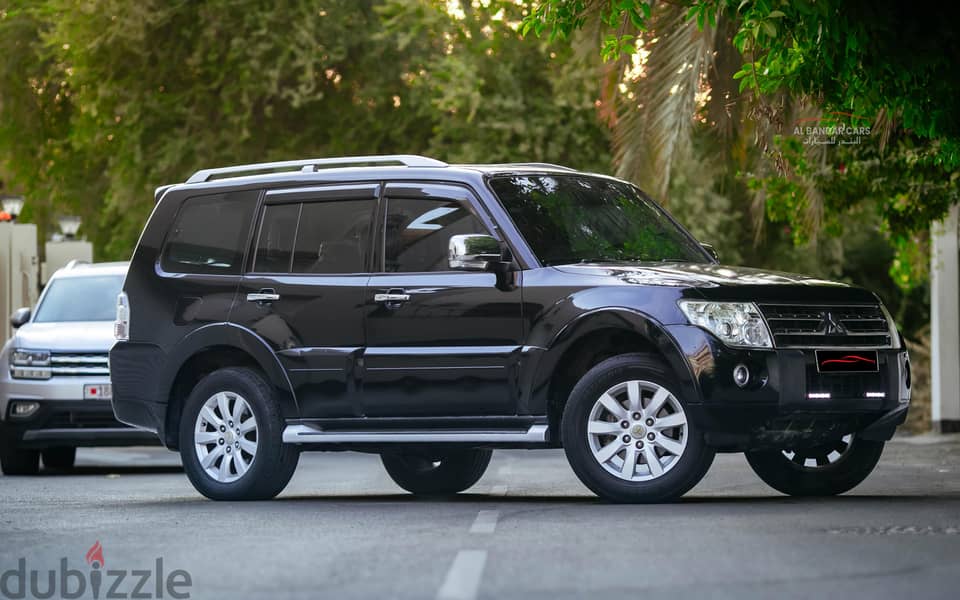 Mitsubishi Pajero 2011 EXCELLENT CONDITION BLACK 4