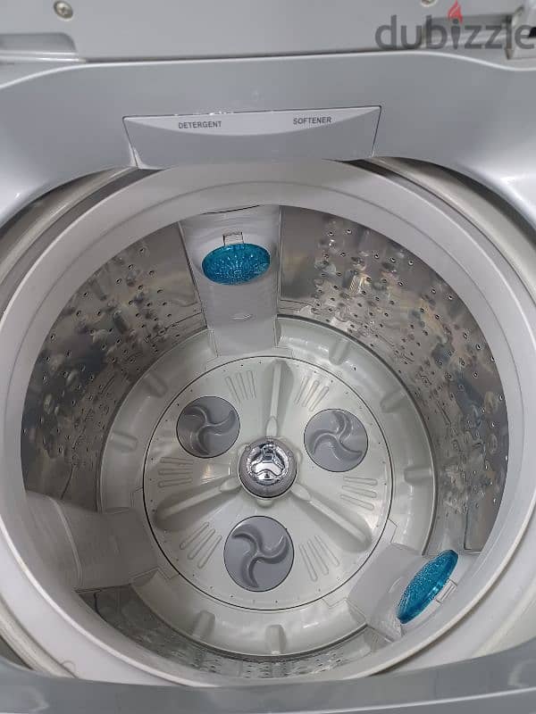 LG Topload Fully Automatic Washing machine 4