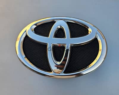 Camry 2010-2011 Original Logo