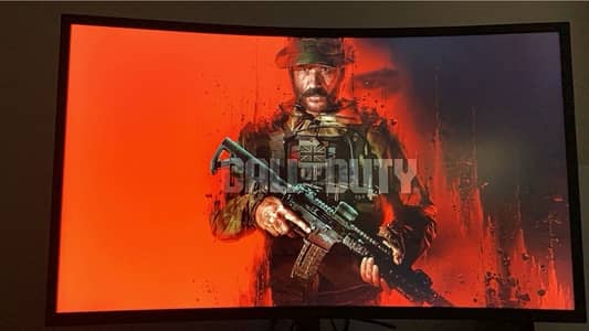 Samsung 32 inch QLED Gaming monitor