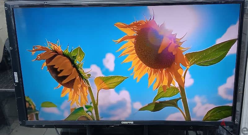 Geepas led TV smart 4k for sale 3