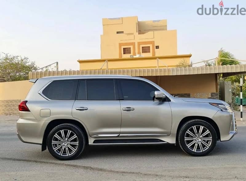 Lexus LX-Series 2017 6