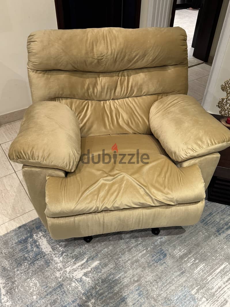 Single seat Recliner 1