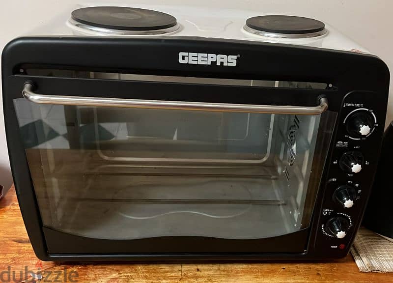 Geepas Oven with Hot plates for Sale 0